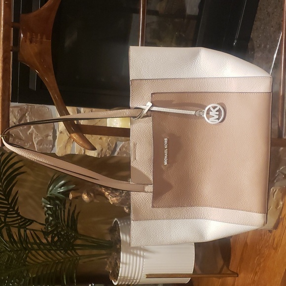 MICHAEL Michael Kors Handbags - Michael Kors Tote white beige